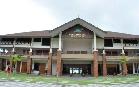 Tok Aman Bali Beach Resort @ Beachfront Отели в г. Pasir Puteh