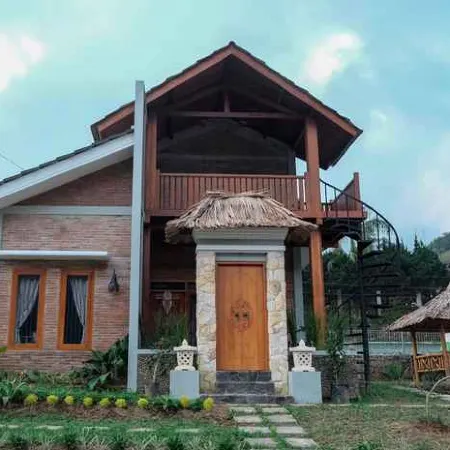 Kampoeng Bali Tawangmangu