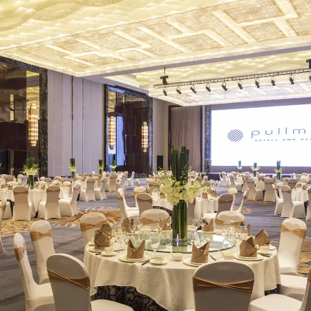 Pullman Weifang