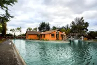 Hosteria Rumipamba de Las Rosas Hotels in Parroquia Antonio Jose Holguin