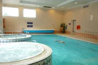 Leonardo Hotel Inverness - Pools