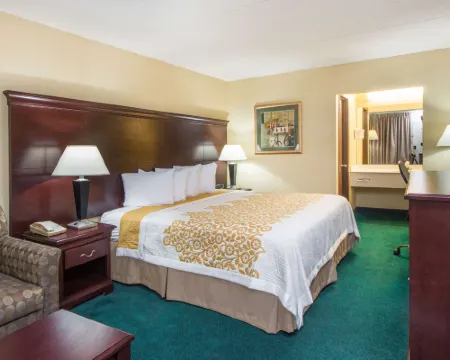 Days Inn by Wyndham Paducah I-24 Exit 4 Hotels in Paducah