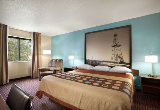 슈퍼 8 세일럼 외관 또는 온수욕조