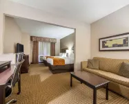 Comfort Suites - 2-Star