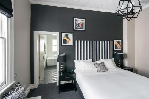 MRS Banks Hotel Hotels in Double Bay