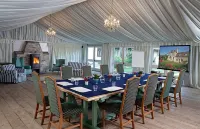 The Moonraker Hotel Hotels in Edington
