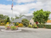 Birch Lodge Hotels near Devon Wildlife Visitor Centre and Hospital
