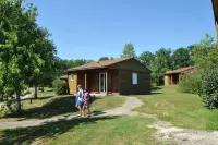 Les Chalets de la Vingeanne Hotels in Auberive