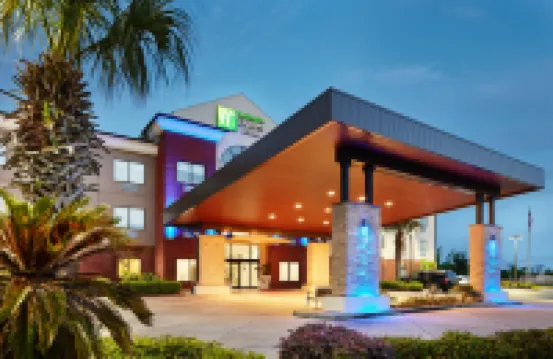 Holiday Inn Express & Suites PANAMA CITY-TYNDALL by IHG Hotels near Cove Lane Park