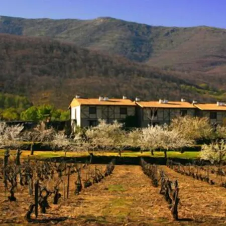 El Canchal de la Gallina -Cafetería -Aparcamiento Gratis - Jacuzzi