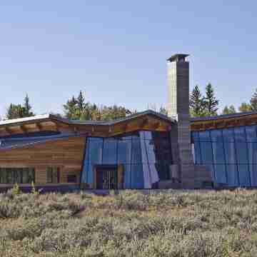 Jackson Lake Lodge Hotel Exterior