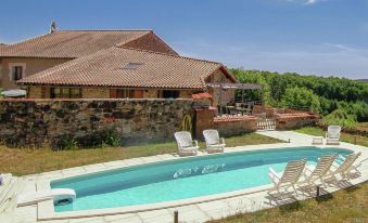 Spacious Holiday Home in Roussines with Private Pool