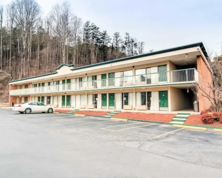 Econo Lodge Martinsville Отели в г. Henry County