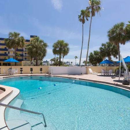 Days Inn by Wyndham Cocoa Beach Port Canaveral