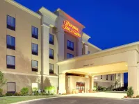 Hampton Inn & Suites Greensburg فنادق في Greensburg