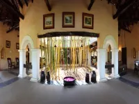 Tuli Tiger Resort Hotels in Bhilewani