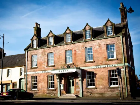 Buccleuch and Queensberry Arms Hotel