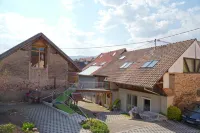 Le Domaine du Verger, Chambres et Spa Prive فنادق في Rouffach