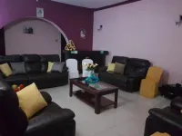 Sheevy"s Bed N Breakfast Hotel a Burahya