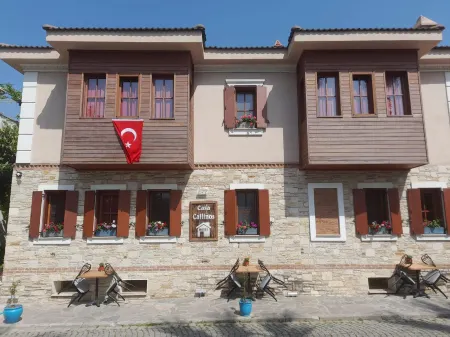 Casa Callinos