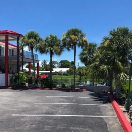 Sun Coast Inn