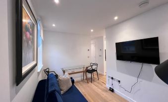 Chapel - Central Studio Apartment