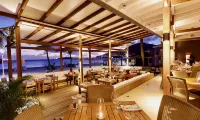 Holland House Beach Hotel - فطور