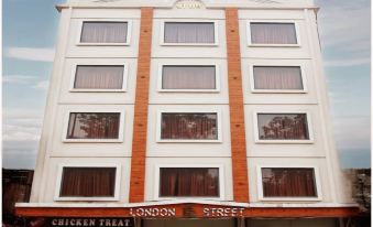 Treehouse London Street Amritsar