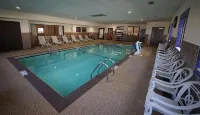 Hampton Inn Niagara Falls - Pools