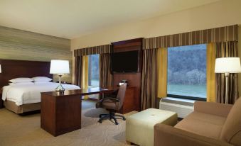 Hampton Inn & Suites Pittsburgh/Waterfront-West Homestead