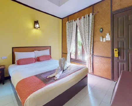 พาราไดซ์ บังกะโล โรงแรมในเกาะช้าง