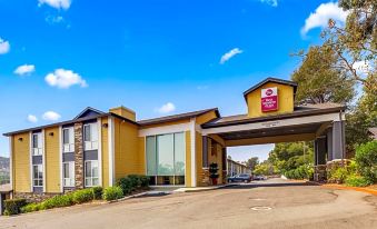 Best Western Plus Heritage Inn