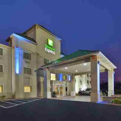 Holiday Inn Express Irwin (PA Tpk Exit 67) Hotel Exterior