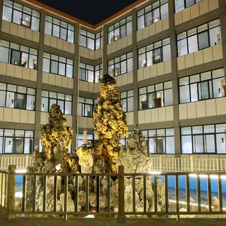 Yilai Hotel (Xingyang municipal government store)