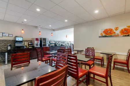 Best Western Plus Poconos Hotel