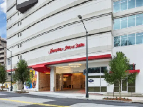 Hampton Inn and Suites Atlanta Midtown Hotels near KR+C (Portman Sculpture)