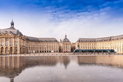 Aparthotel Adagio Bordeaux Gambetta Hotels near Serendipity