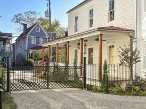 The Charlestonian