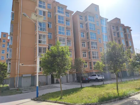 Let Love Live at My Home City Center Projection Hanfu Homestay (Guomu Line)