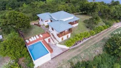 Two Bays Beach Villa, Apartment, and Studios Hotels in 