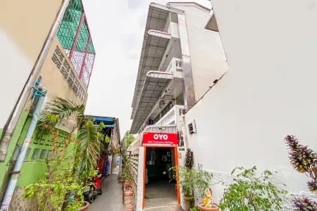 OYO 525 Mrt Phetkasem 48-1 Place