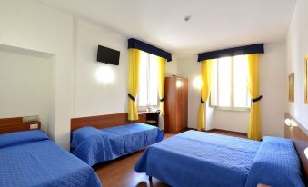 1. Hotel Te..