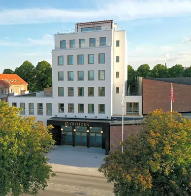 Fritiden Hotell & Kongress Отели в г. 