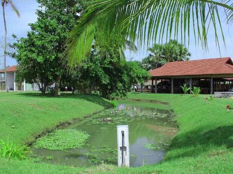 톰푸칸담 빌리지 리조트 객실 이미지