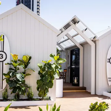 QT Gold Coast Отели рядом с достопримечательностью «Морской Мир»