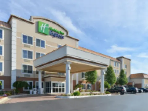 Holiday Inn Express WIXOM by IHG Hotels in Wixom