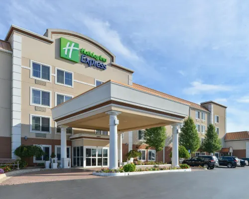 Holiday Inn Express WIXOM by IHG Hotels in Wixom