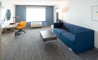 Holiday Inn Express & Suites Moose Jaw