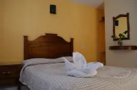 Hotel Camelinas Area Blanca Hotels in Tzintzuntzan