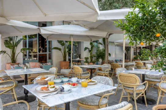 Hoposa Cultural Boutique